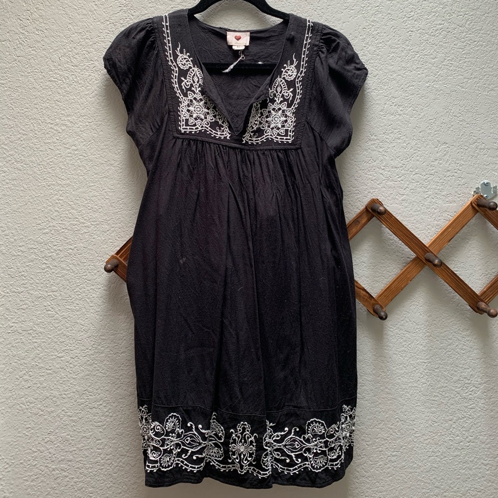 Black embroidery summer mini dress